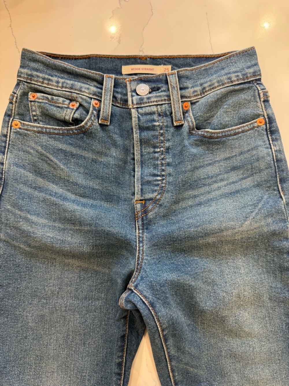 Levi's Women's Straight Leg Jeans - Light Blue Denim